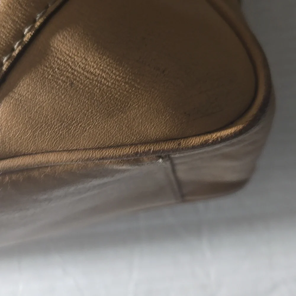 Coach classic leather